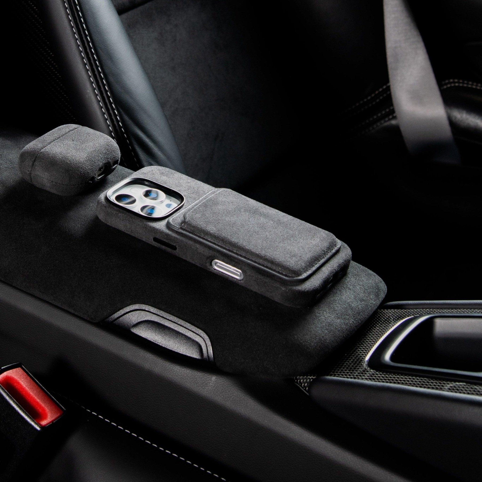 iPhone 16 Pro - Alcantara Case - Space Grey